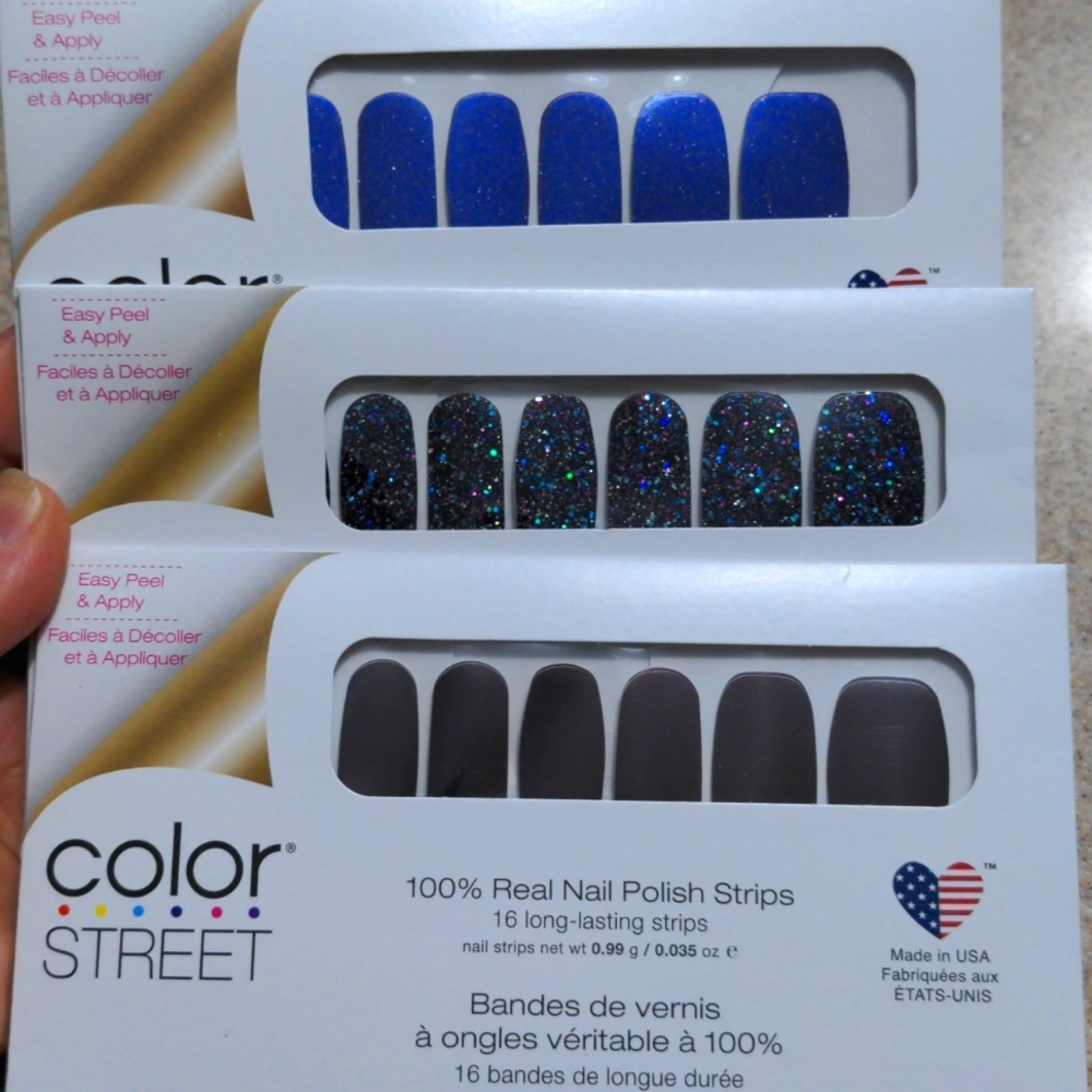 3 Sets Color Street Nail Polish Strips Holidaze, Made in Milan, Juneau the Dril